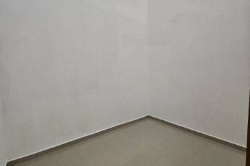 Taman Widuri, Bukit Beruntung