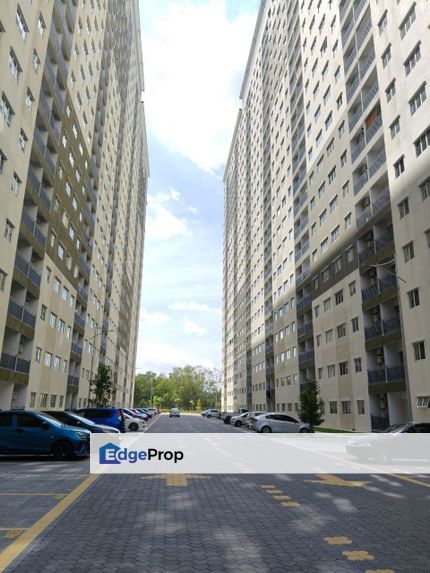 PARTIAL FURNISHED Ground Floor Residensi Idaman Melur CYBERSOUTH DENGKIL, Selangor, Dengkil