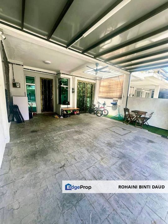 BELOW MARKET VALUE Gated Community 2 sty Terrace Taman Mutiara Rinching SEMENYIH, Selangor, Semenyih