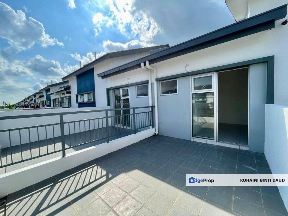 READY MOVE IN Brand New Townhouse Kita Mekar Cybersouth DENGKIL, Selangor, Dengkil