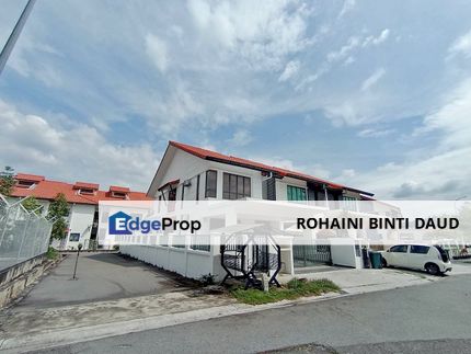 GATED COMMUNITY 5 Room Renovated 2 sty End Lot Terrace Alam Sari BANGI, Selangor, Bangi