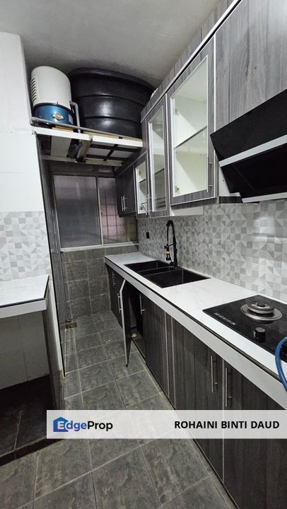 Apartment Taman Bukit Rawang Putra, Rawang, Selangor, Rawang