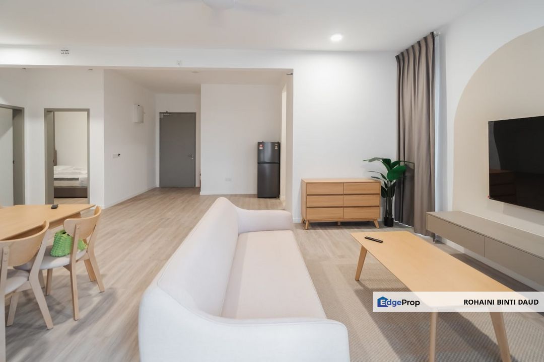 FULLY FURNISHED 3 Room Lakefront Residence CYBERJAYA, Selangor, Cyberjaya