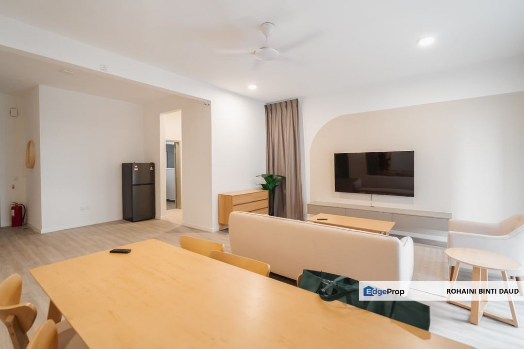 FULLY FURNISHED 3 Room Lakefront Residence CYBERJAYA, Selangor, Cyberjaya