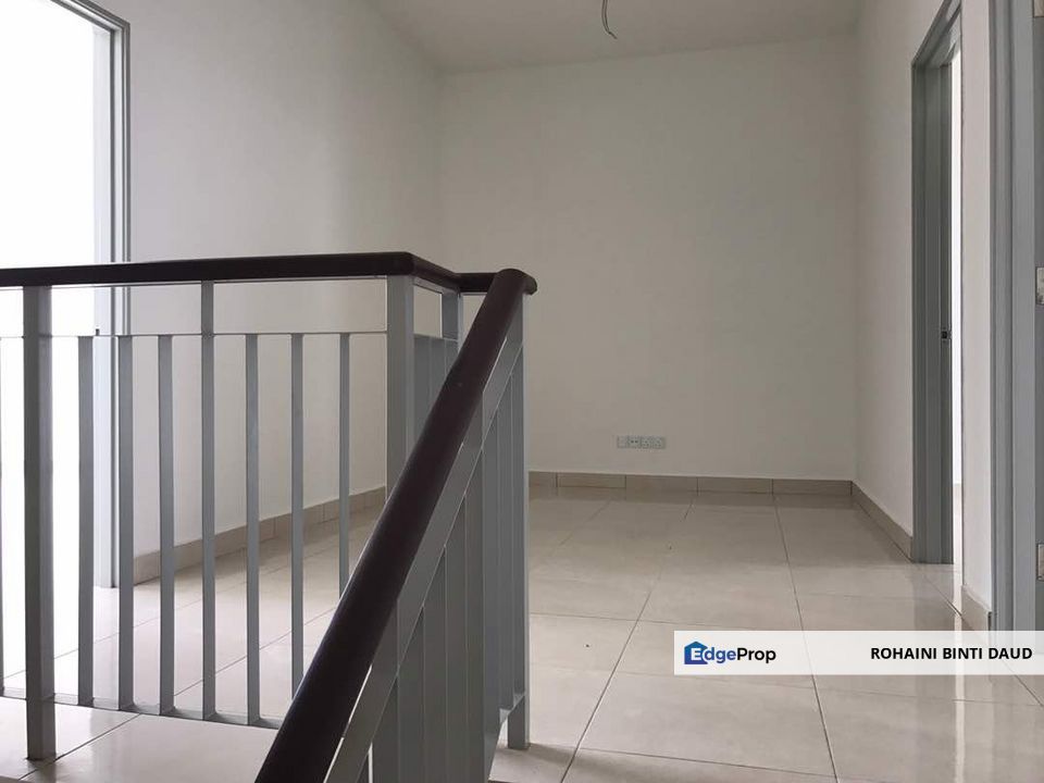 RENOVATED 20X65sf 2 Storey Terrace Taman Kayangan Pelangi Heights MANTIN, Negeri Sembilan, Mantin