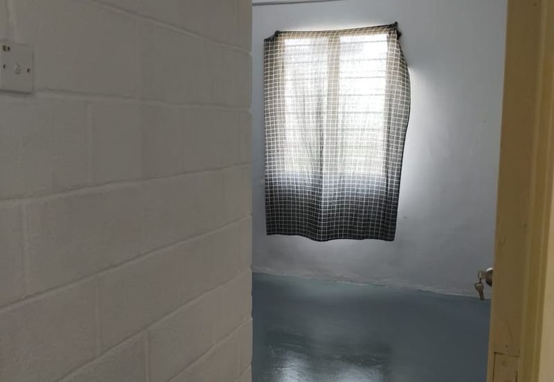 Melati Apartment, Taman Bukit Subang