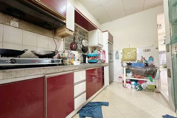 Taman Pinggiran Pelangi