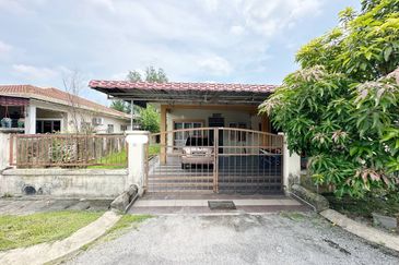 Taman Pinggiran Pelangi