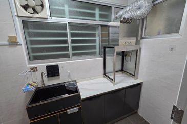 Residensi Desa Satumas