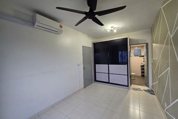 Residensi Desa Satumas