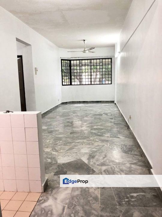 GATED & GUARDED 1st Floor Apartment Vista Seri Putra Bandar Seri Putra BANGI KAJANG, Selangor, Bangi