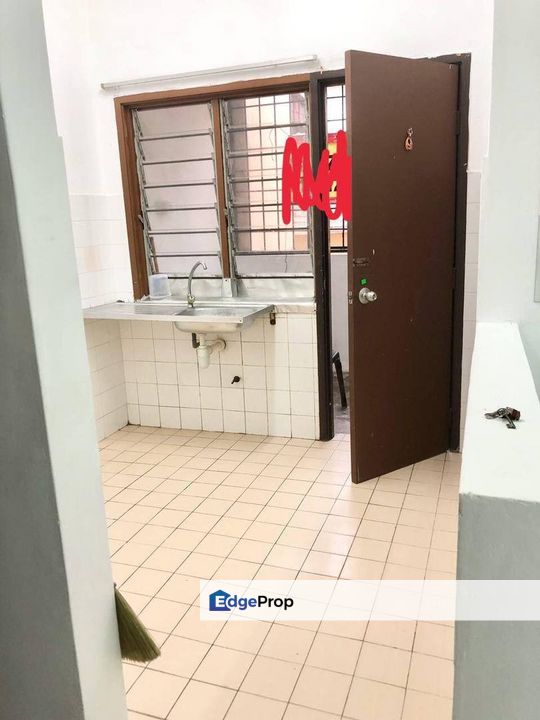 GATED & GUARDED 1st Floor Apartment Vista Seri Putra Bandar Seri Putra BANGI KAJANG, Selangor, Bangi