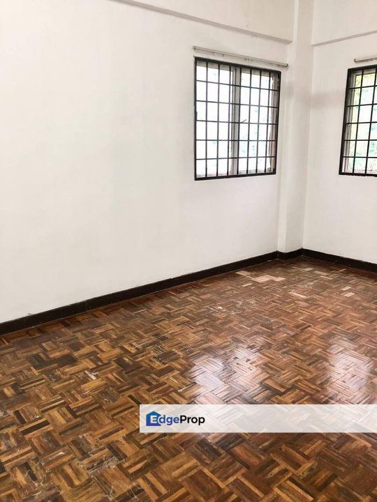 GATED & GUARDED 1st Floor Apartment Vista Seri Putra Bandar Seri Putra BANGI KAJANG, Selangor, Bangi