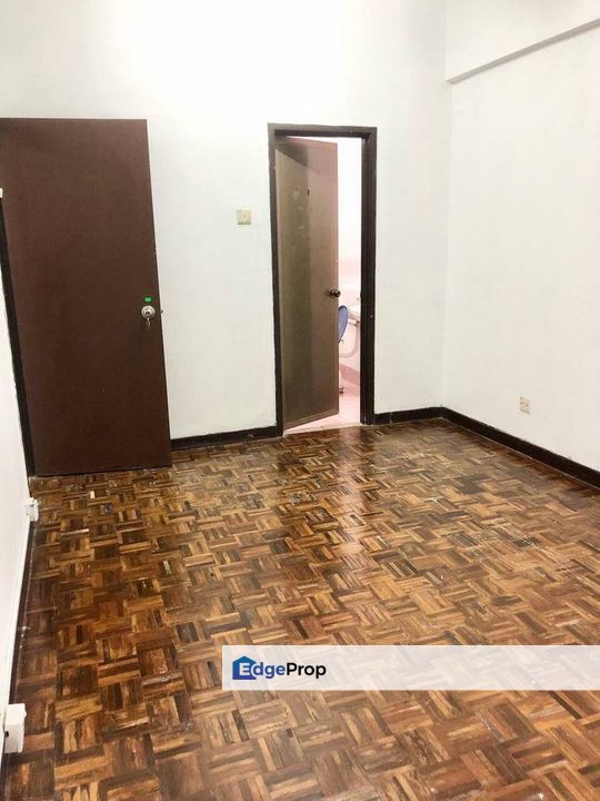 GATED & GUARDED 1st Floor Apartment Vista Seri Putra Bandar Seri Putra BANGI KAJANG, Selangor, Bangi