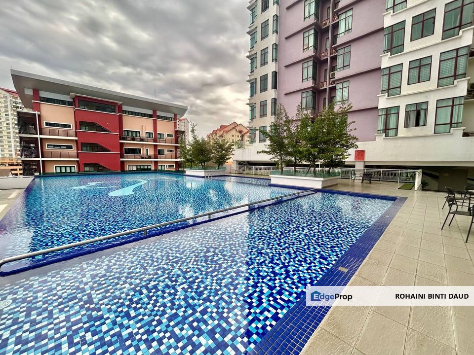 RENOVATED with Furnished 1357sf 4 Room Mutiara Merdeka Condo Kg Baru AMPANG, Selangor, Ampang