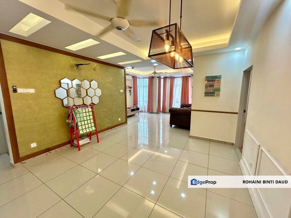 RENOVATED with Furnished 1357sf 4 Room Mutiara Merdeka Condo Kg Baru AMPANG, Selangor, Ampang