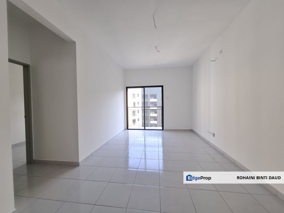 READY MOVE IN New Unit Partial Furnished 4 Room Residensi Emas KAJANG 2, Selangor, Kajang