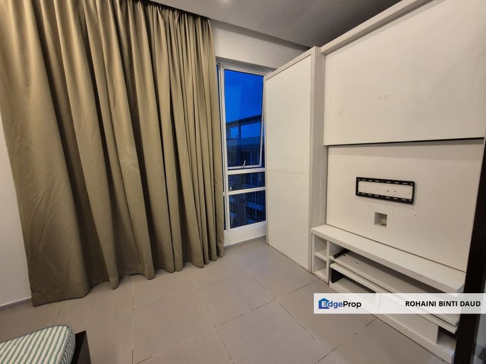 FREEHOLD with STRATA Fully Furnished 2 Room Garden Plaza CYBERJAYA, Selangor, Cyberjaya