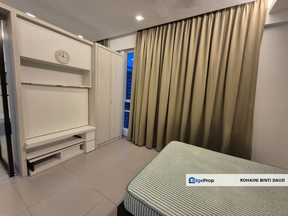 FREEHOLD with STRATA Fully Furnished 2 Room Garden Plaza CYBERJAYA, Selangor, Cyberjaya