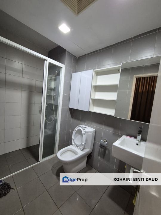 FREEHOLD with STRATA Fully Furnished 2 Room Garden Plaza CYBERJAYA, Selangor, Cyberjaya