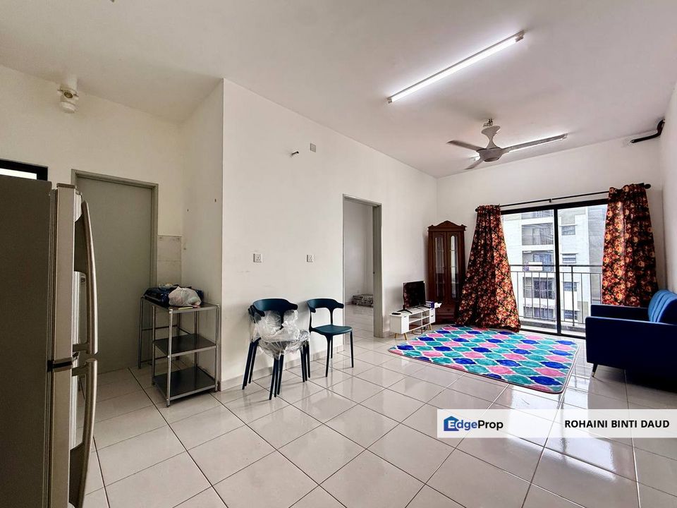 READY MOVE IN Fully Furnished 3 Room Residensi Mutiara KAJANG 2, Selangor, Kajang