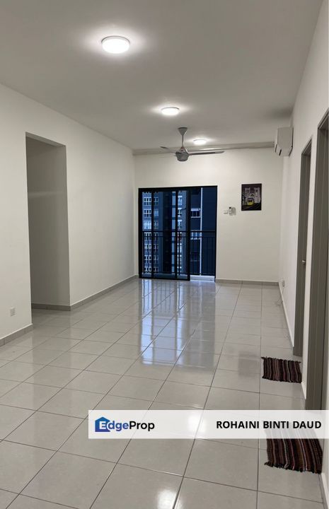 NEW UNIT Ready Move In Almost Fully Furnished 4 Room Residensi Emas KAJANG 2, Selangor, Kajang