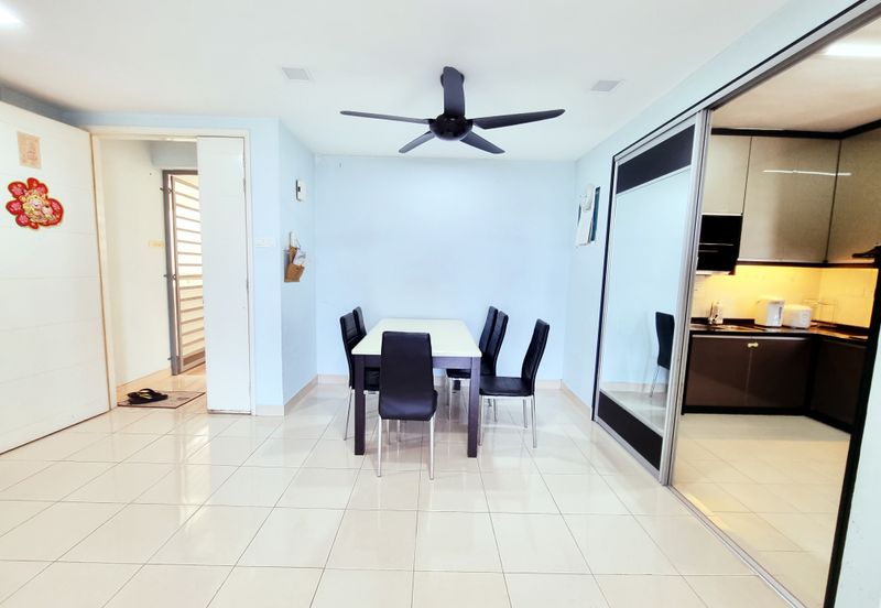 Prima U1 Condominium