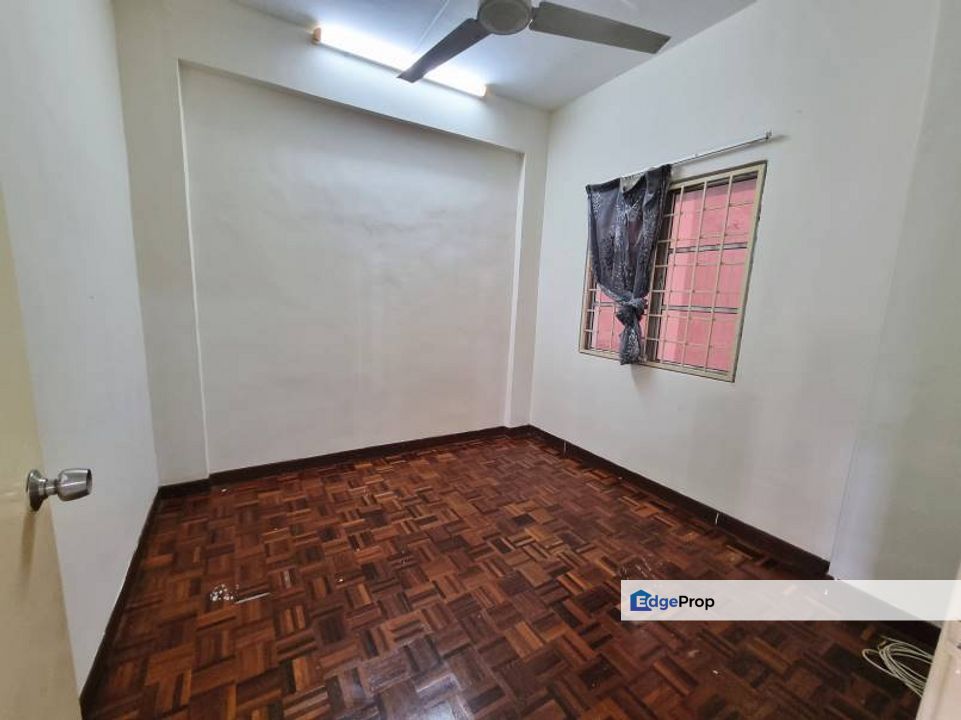 Elaeis 2, Bukit Jelutong Shah Alam by Allen, Selangor, Bukit Jelutong