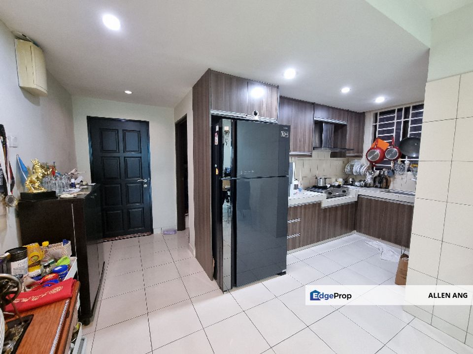 Indah Alam Condominium Shah Alam Seksyen 22 Corner Lot, Selangor, Shah Alam
