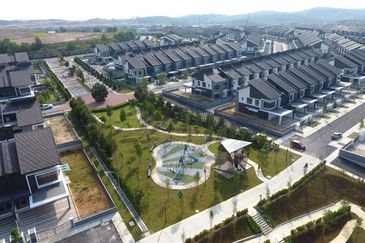 Hemingway Residence @ Bandar Seri Coalfields