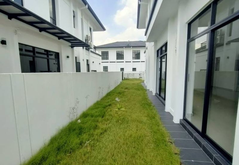 Norton Garden Semi D @ Eco Grandeur