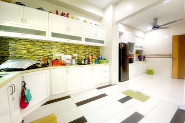 Seksyen 4, Shah Alam