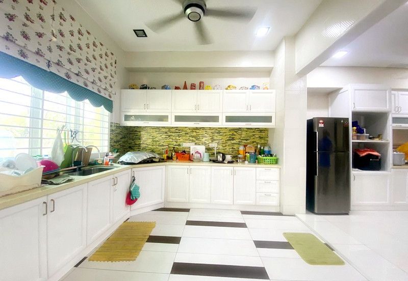 Seksyen 4, Shah Alam