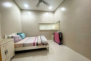 Seksyen 4, Shah Alam