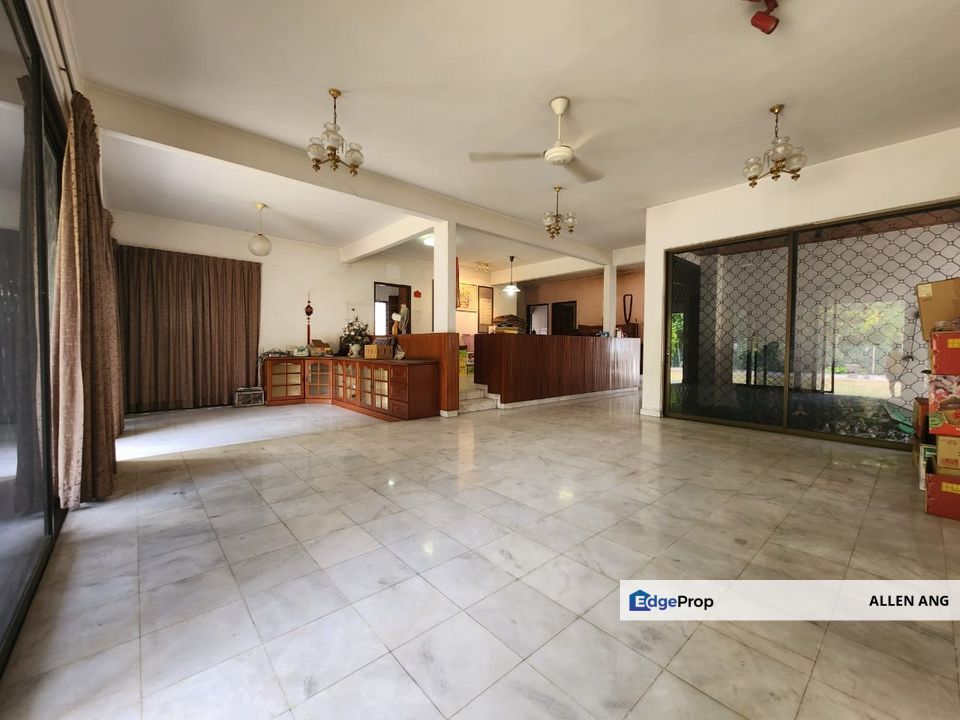 Seksyen 11, Shah Alam, Bungalow with Land 8000sf, Selangor, Shah Alam