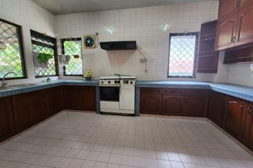 Seksyen 11, Shah Alam