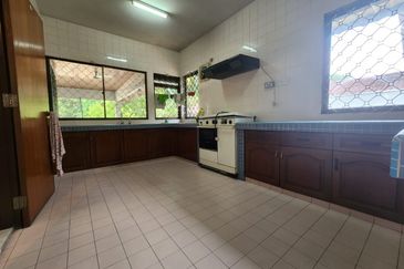 Seksyen 11, Shah Alam