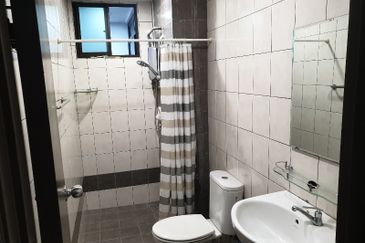 Indah Alam Condominium