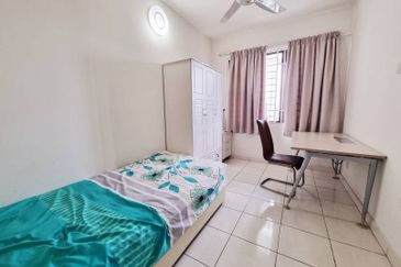 Indah Alam Condominium