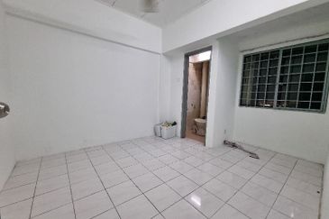 Pangsapuri Perdana, Seksyen 13