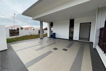 Bywater Homes Type Auritum Setia Utama 3