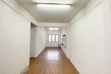 Pangsapuri Ruselia @ Taman Pinggiran Utama