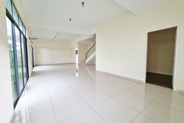 Villa 22 Bukit Rimau