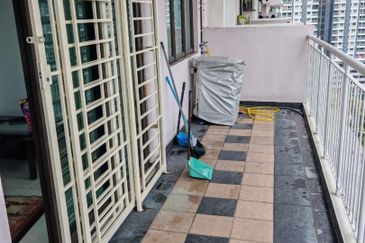 Indah Alam Condominium