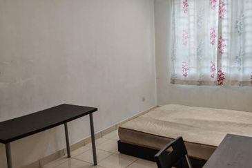 Indah Alam Condominium