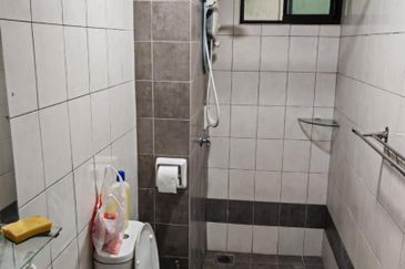 Indah Alam Condominium