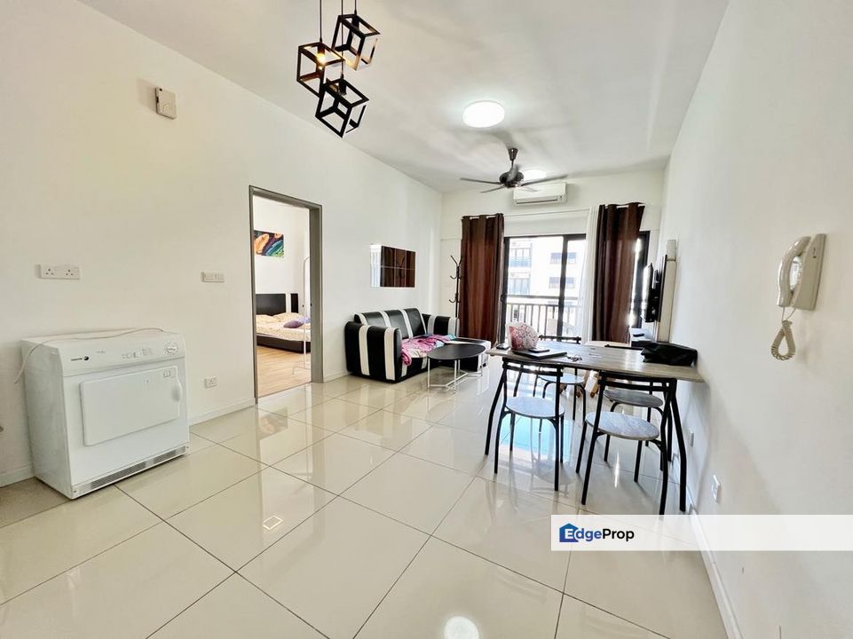 Suria Residence by Sunsuria, Bukit Jelutong, Selangor, Selangor, Bukit Jelutong