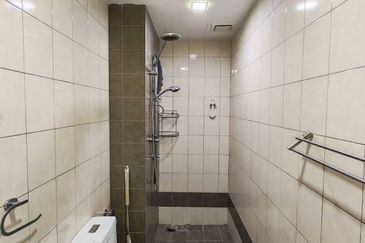 Indah Alam Condominium