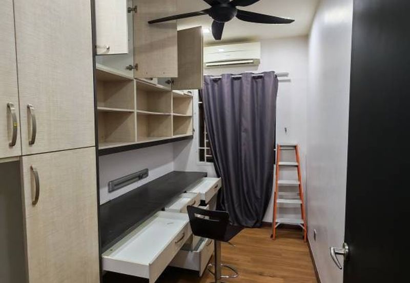 Indah Alam Condominium