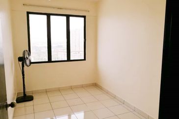 Indah Alam Condominium